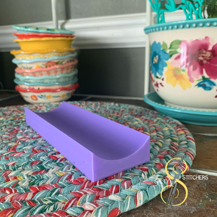 Pioneer Woman Inspired Purple Rolling Pin Stand Cradle Tabletop Display Kitchen Decor